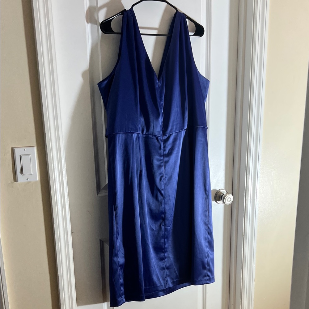 Donna Ricco- Elegant Periwinkle Sleeveless Dress - Picture 3 of 4